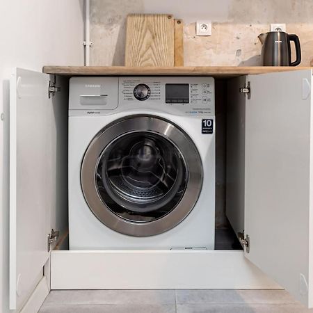 Stylish Apartment Swietojanska By Noclegi Renters Warszawa Zewnętrze zdjęcie